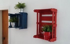 Cozy Seaside Apartment Loutraki