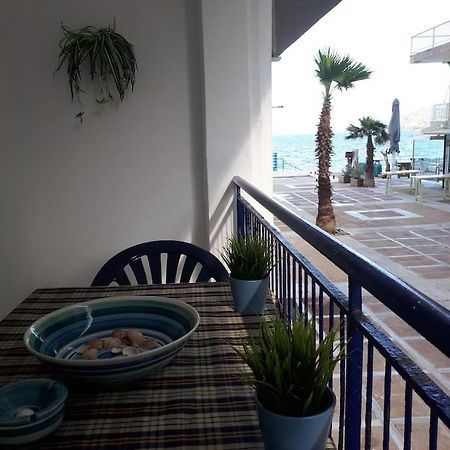 Cozy Seaside Apartment Loutraki Εξωτερικό φωτογραφία